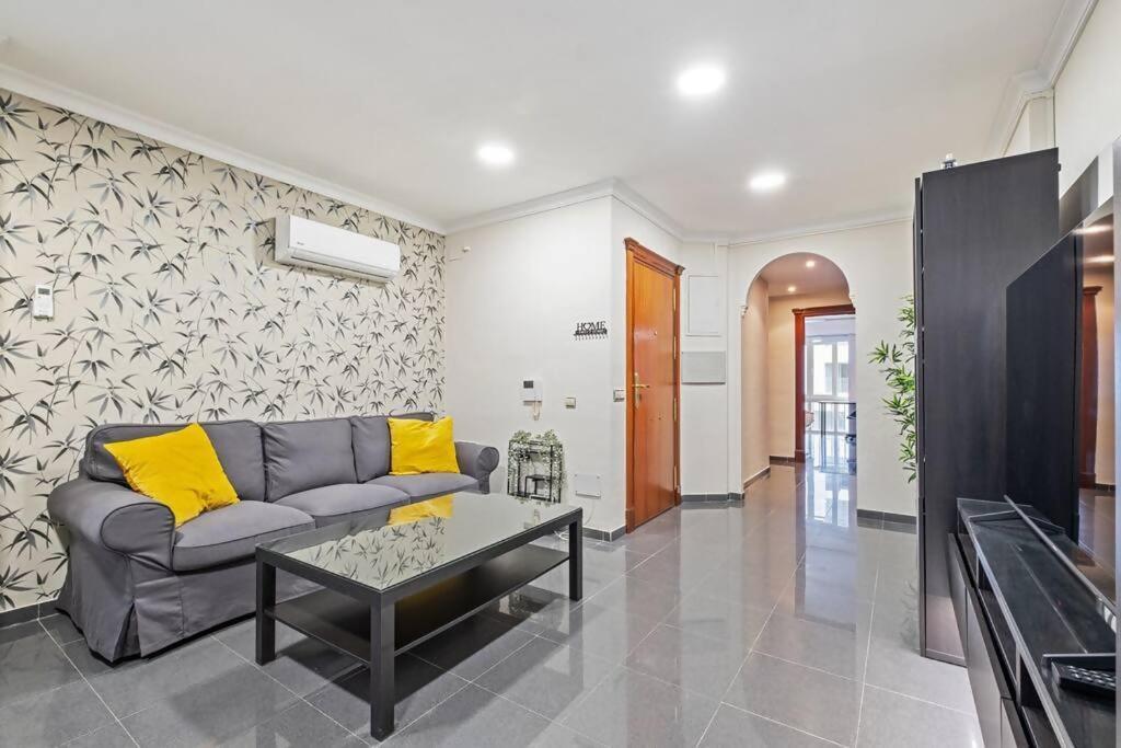 Piso En Atarazanas Lejlighed Málaga Eksteriør billede